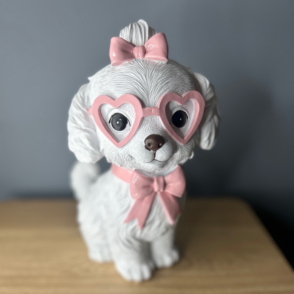 Bella Lux Figurine with Pink Glasses and Bow